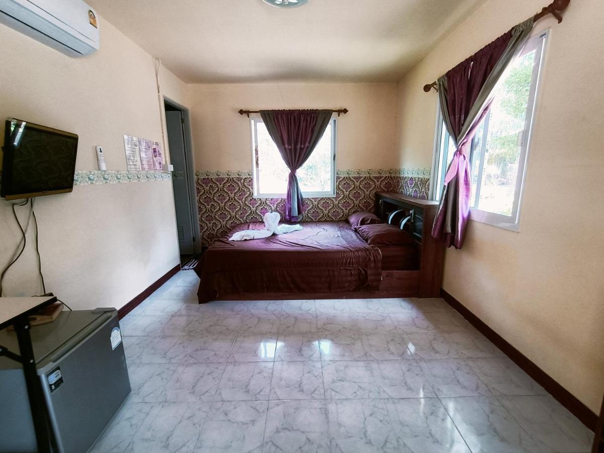 Win Gray Homestay Resort Pathiu Екстер'єр фото