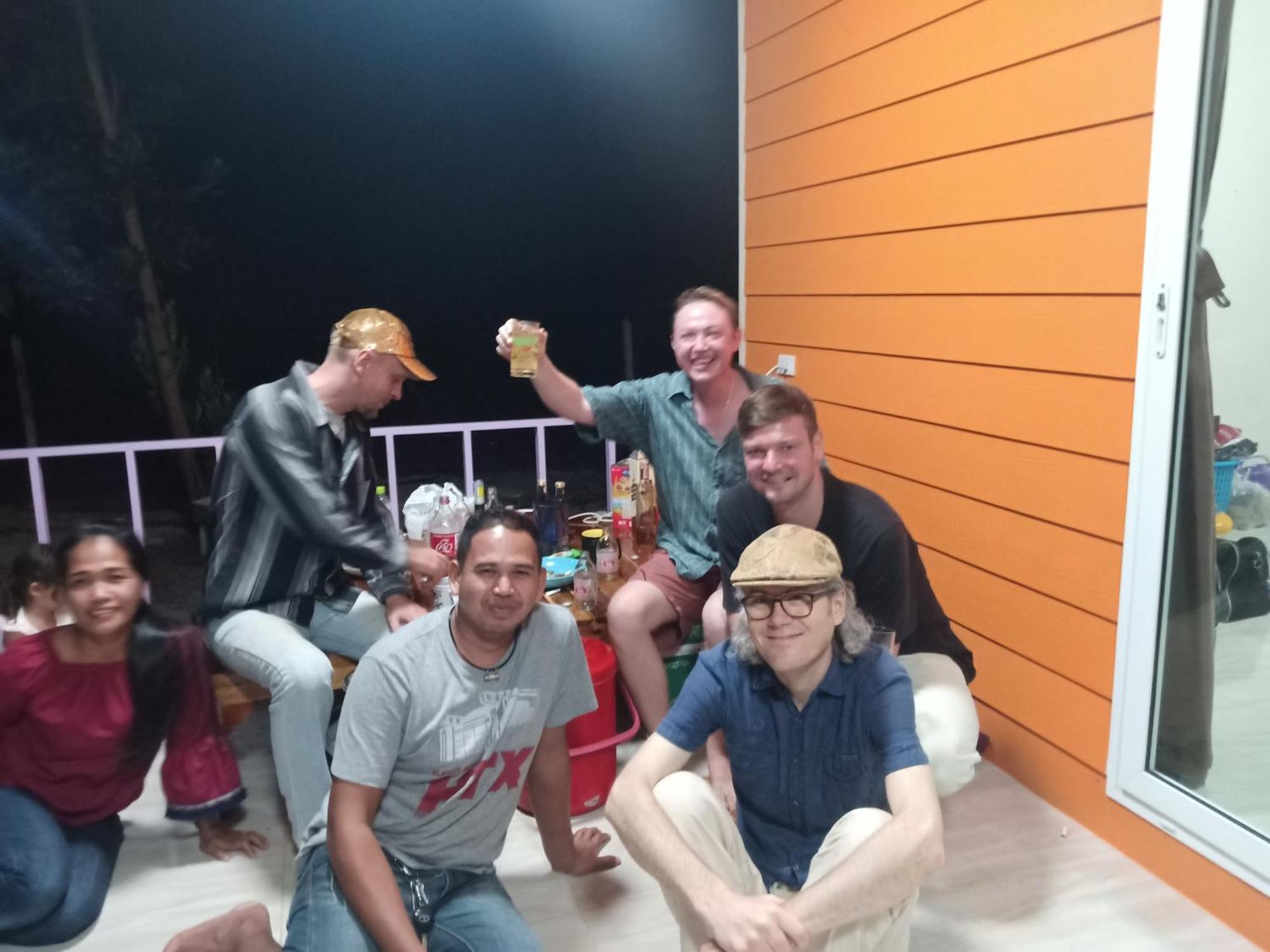 Win Gray Homestay Resort Pathiu Номер фото
